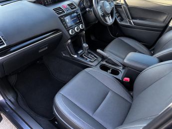 Subaru Forester I XT
