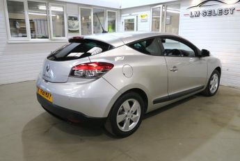 Renault Megane DYNAMIQUE TOMTOM VVT 110