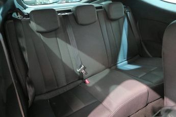 Renault Megane DYNAMIQUE TOMTOM VVT 110