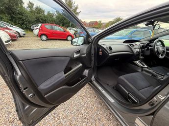 Honda Civic I-VTEC SE PLUS