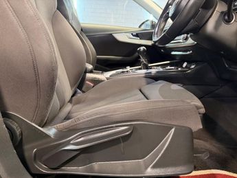 Audi A4 1.4 TFSI Sport Euro 6 (s/s)