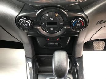 Ford ECOSPORT 1.5 Titanium Powershift 2WD Euro 5 5dr