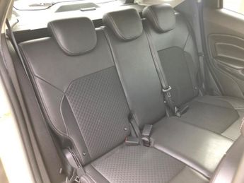 Ford ECOSPORT 1.5 Titanium Powershift 2WD Euro 5 5dr