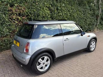 MINI Hatch ONE