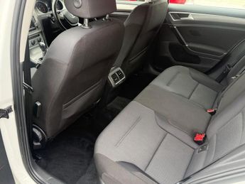 Volkswagen Golf SE TSI BLUEMOTION TECHNOLOGY DSG
