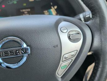 Nissan Leaf 30kWh Tekna Auto 5dr