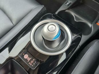 Nissan Leaf 30kWh Tekna Auto 5dr