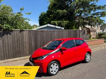 Toyota AYGO VVT-I X-PLAY