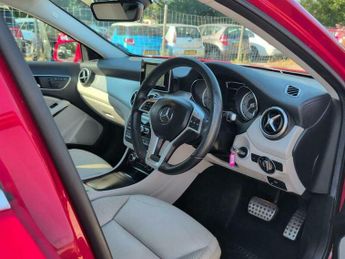 Mercedes-Benz C Class 2.1 GLA220 CDI AMG Line 7G-DCT 4MATIC Euro 6 (s/s) 5dr
