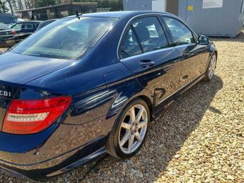 Mercedes-Benz C Class 2.1 C220 CDI BlueEfficiency Sport Edition 125 G-Tronic+ Euro 5 (