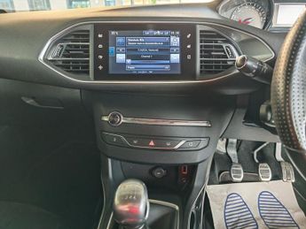 Peugeot 308 BLUE HDI S/S GT LINE