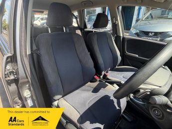 Honda Jazz I-VTEC ES