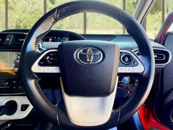 Toyota Prius VVT-I BUSINESS EDITION PLUS