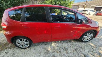 Honda Jazz 1.4 i-VTEC ES Plus CVT Euro 5 5dr