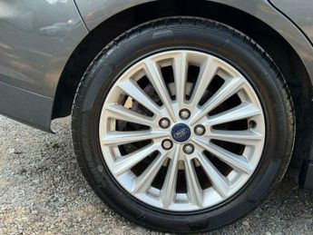 Ford C-Max 2.0 TDCi Titanium MPV 5dr Diesel Powershift Euro 6 (s/s) (Nav) (