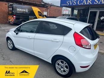 Ford Fiesta 1.6 TDCi ECOnetic Titanium Hatchback 5dr Diesel Manual Euro 5 (s