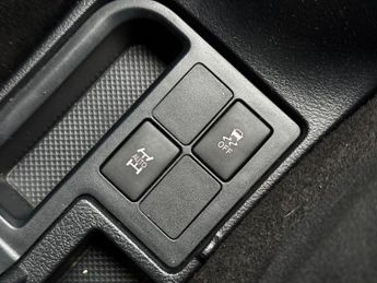 Toyota Yaris 1.33 Dual VVT-i Excel Multidrive S Euro 5 5dr Euro 5