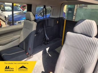 Ford Tourneo Connect GRD GRAND TITANIUM TDCI, 1 owner, 4 SEAT WHEELCHAIR ADAPTED, 2 FRONT