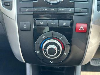 Kia Venga 1.6 2 Auto Euro 5 5dr