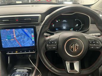 MG ZS TROPHY
