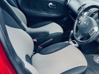 Nissan Note 1.6 16V n-tec Auto Euro 5 5dr