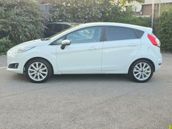 Ford Fiesta 1.6 Titanium Powershift Euro 6 5dr