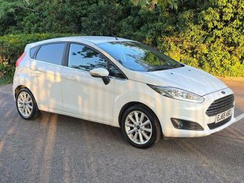 Ford Fiesta 1.6 Titanium Powershift Euro 6 5dr