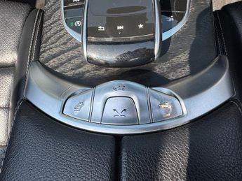 Mercedes C Class C 220 D 4MATIC AMG LINE PREMIUM PLUS