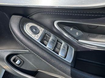 Mercedes C Class C 220 D 4MATIC AMG LINE PREMIUM PLUS