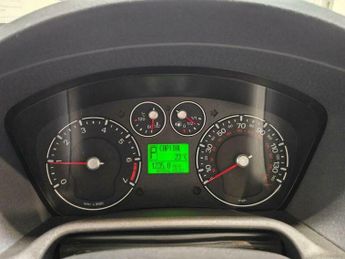 Ford Fusion 1.6 Plus 5dr