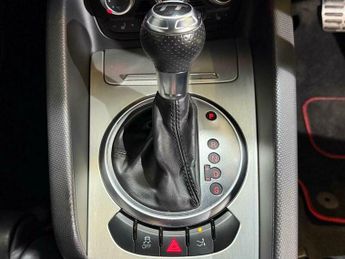 Audi TT 2.0 TDI Black Edition S Tronic quattro Euro 5 3dr