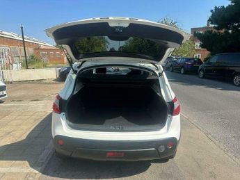 Nissan Qashqai 2.0 n-tec CVT 2WD Euro 5 5dr