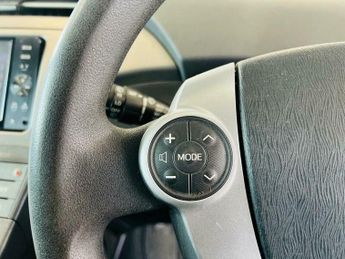 Toyota Prius 1.5 CVT 4dr