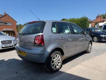 Volkswagen Polo SE (75BHP), ELECTRIC WINDOWS, ALLOY WHEELS, ALMOST BRAND NEW INS