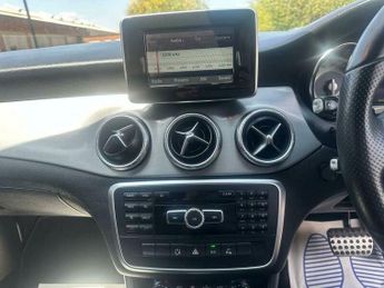 Mercedes-Benz CLA 1.6 CLA180 AMG Sport Coupe 7G-DCT Euro 6 (s/s) 4dr
