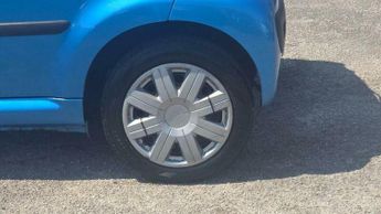 Peugeot 107 1.0 12V Urban 2 Tronic Euro 4 5dr