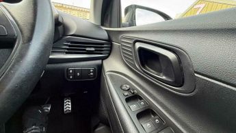 Hyundai  1.0 T-GDi MHEV SE Connect DCT Euro 6 (s/s) 5dr