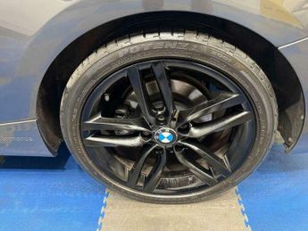 BMW 2 SERIES 2.0 220d M Sport Auto 2dr