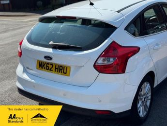 Ford Focus 1.6 Titanium Powershift Euro 5 5dr