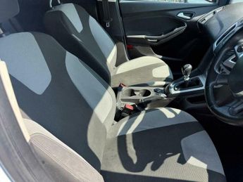 Ford Focus 1.6 TDCi Zetec Euro 5 (s/s) 5dr