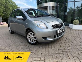 Toyota Yaris 1.3 VVT-i Zinc Hatchback 5dr Petrol Manual (141 g/km, 85 bhp)