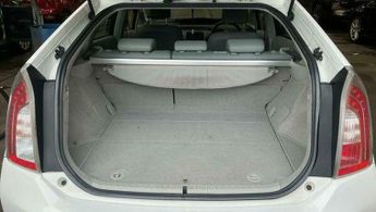 Toyota Prius 1.5 CVT 4dr
