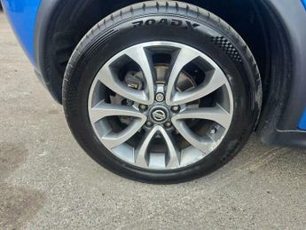 Nissan Juke 1.6 Tekna XTRON Euro 6 5dr