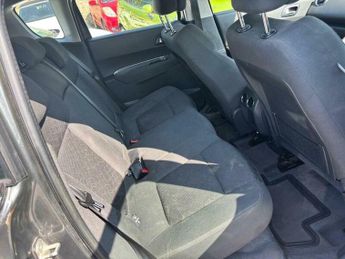 Peugeot 3008 1.6 HDi Active Euro 5 5dr