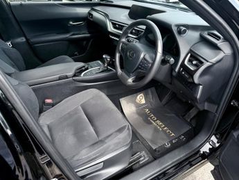 Lexus UX 250H