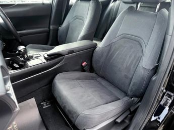 Lexus UX 250H
