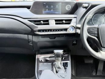 Lexus UX 250H