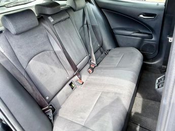 Lexus UX 250H