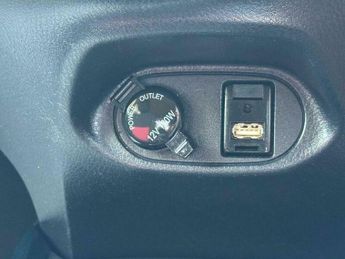 Toyota Yaris 1.33 Dual VVT-i Sport Multidrive S Euro 5 5dr Euro 5