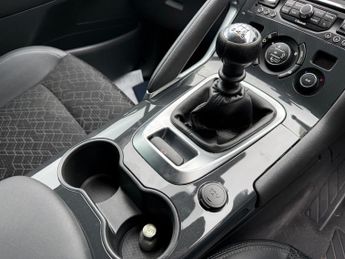 Peugeot 3008 BLUE HDI S/S ALLURE